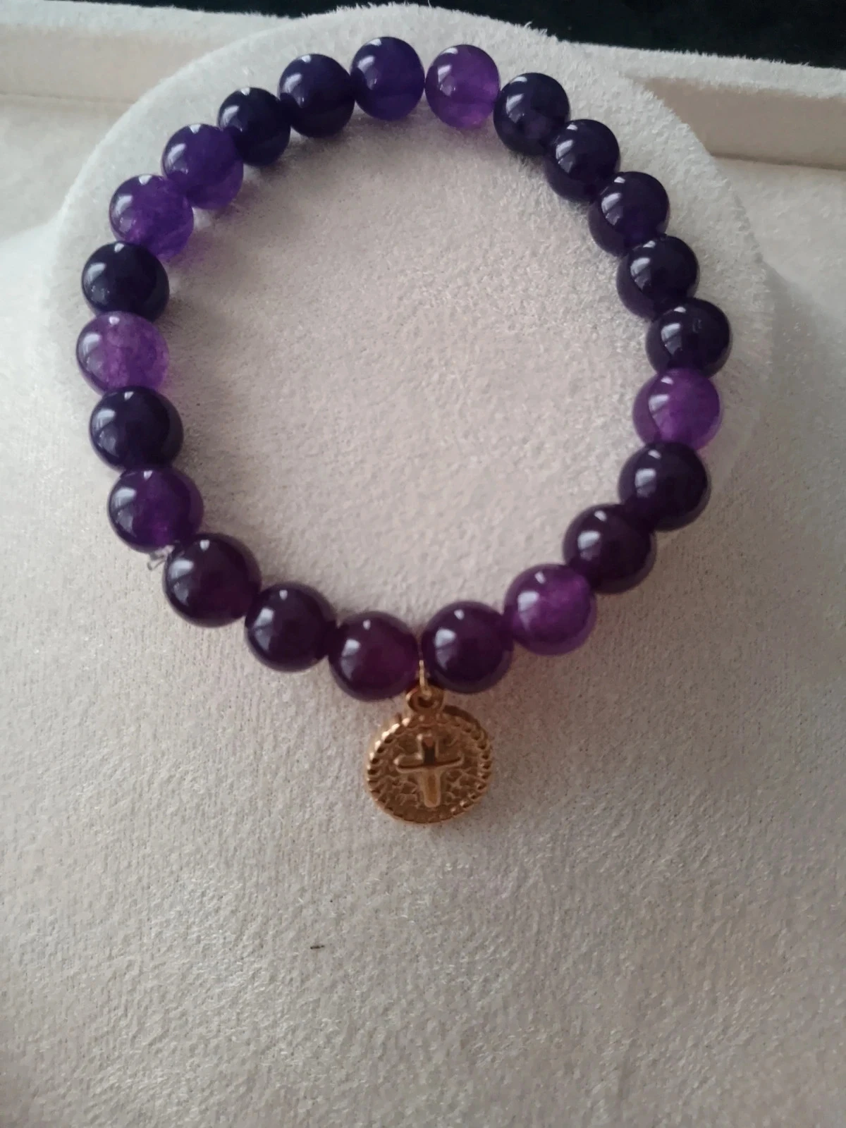 Armband van natuurlijke stenen met medaillon van de Heilige Maagd + zwart zakje – photo 2